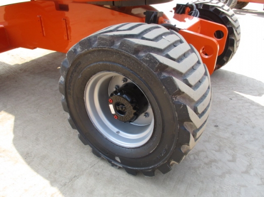 ขายรถกระเช้า JLG450AJ #0300100765 รถกระเช้าทำสีสวยกริป สภาพเนียนๆพร้อมใช้ค่ะ