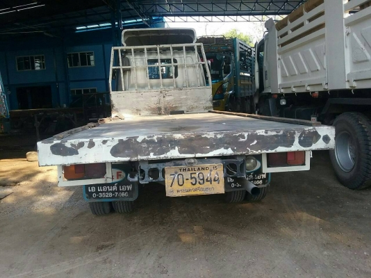 ขาย435,000Hino FC3J  ประกอบ  เครื่อง JO7C 5 สูบ -170 แรง ช่วงล้อ 3.8 เมตร ยาว  5 เมตร หัวบาง ยางดี คัสชีสวย เล่มพร้อม 090-772-3710 090-772-3708