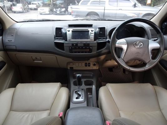 TOYOTA FORTUNER 3.0V เกียร์AT ปี2013 โทร 098-919-0195 ดาวออโต้เบสท์ TOYOTA FORTUNER 3.0V เกียร์AT ปี2013 โทร 098-919-0195 ดาวออโต้เบสท์