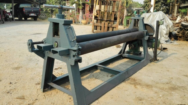 Sell> เครื่องม้วน 5 ฟุต ลูกกลิ้ง 5" ม้วนหนา 4 มิล ไฟ 380V เครื่องประกอบใหม่ยังไม่เคยใช้งาน สวยๆเดินนิ่มมาเทสก่อนได้.