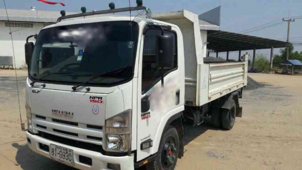 ขาย 950,000ISUZU DECA   ปี 53 วิ่ง 90,000 กม. ดั้มวามมิตร 5 คิว ยาว 4 เมตร  เครื่อง  150 แรง หัวบาง ยางดี คัสชชีสวย เล่มทะเบียน 090-772-3710 090-772-3708