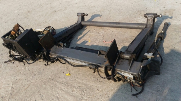 ฝาท้ายรถบรรทุก4กระบอก