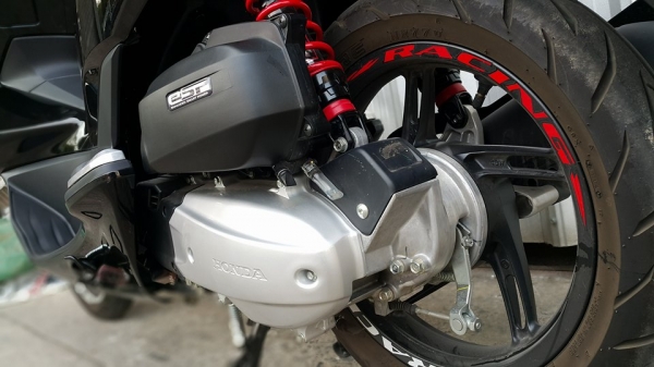 PCX 2014 รถบ้านมือเดียวซื้อสด 2000 โล มีประกัน ไม่แพงต่อรองได้คับ