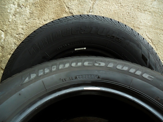 ยางกระบะขอบ15 บริดสโตน215-70-R15 ลงพื้นปี14 (4เส้น3,800)