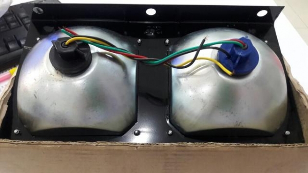 ไฟท้ายรถบรรทุก 6ล้อ 10 ล้อ