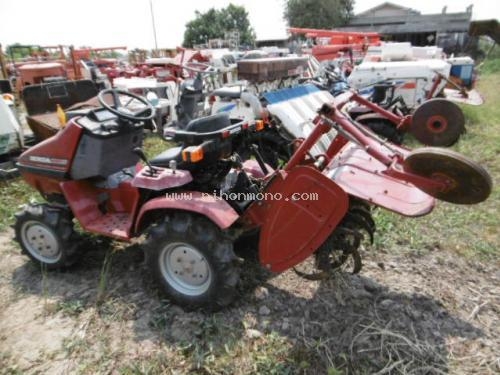 รถพรวนดินนั่งขับ  HONDA   MIGHTY-11 รหัสสินค้า : 80903645 ติดต่อ Tel.086-8150487  www.nihonmono.com