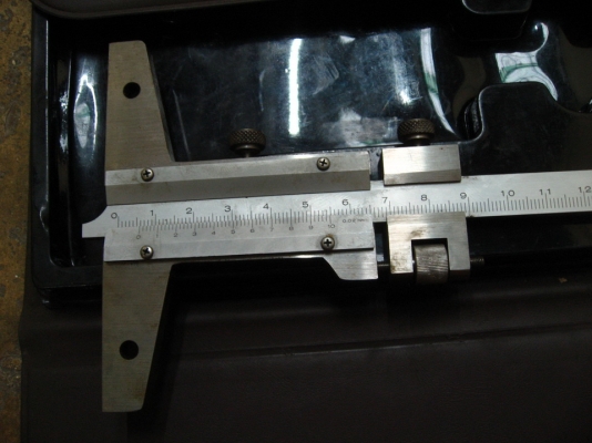Mitutoyo Vernier 527-102 Depth Gage, 0-200 mm .. made in japan