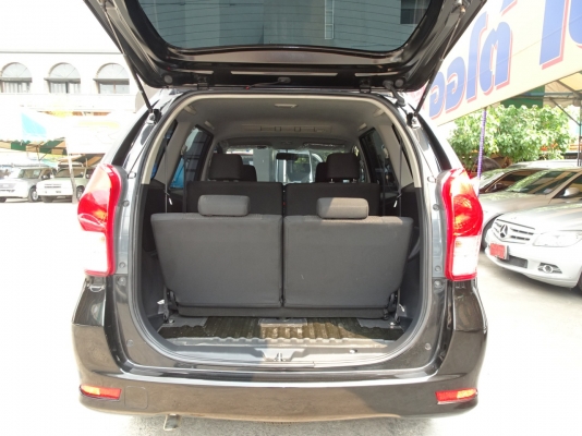TOYOTA  AVANZA 1.5 E ปี 2013