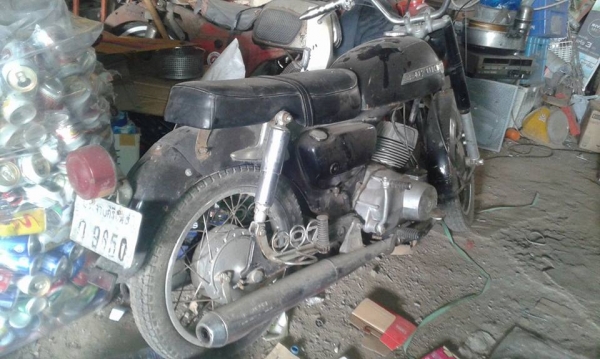 ขาย K125  เครื่องติด มีทะเบียน ราคา 9500 สนใจโทร 0891347860 วัชครับ