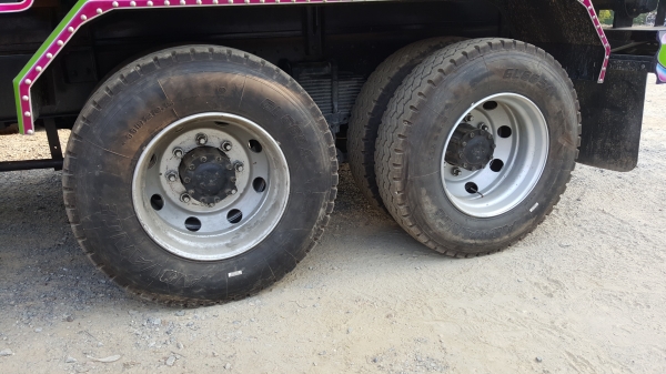 ขายสิบล้อHINO 2Kช่วงล่างZM10น็อตยางใหม่10เส้นเบ่มพร้อมโอน ขายสิบล้อHINO 2Kช่วงล่างZM10น็อตยางใหม่10เส้นเบ่มพร้อมโอน