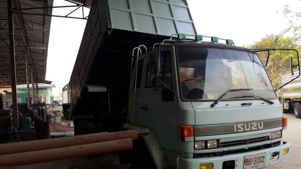 ขายรถสิบล้อISUZU195นางฟ้าเดิมๆ2เพลาดั้มเล่มพร้อมโอนเครื่อง195โบ ขายรถสิบล้อISUZU195นางฟ้าเดิมๆ2เพลาดั้มเล่มพร้อมโอนเครื่อง195โบ