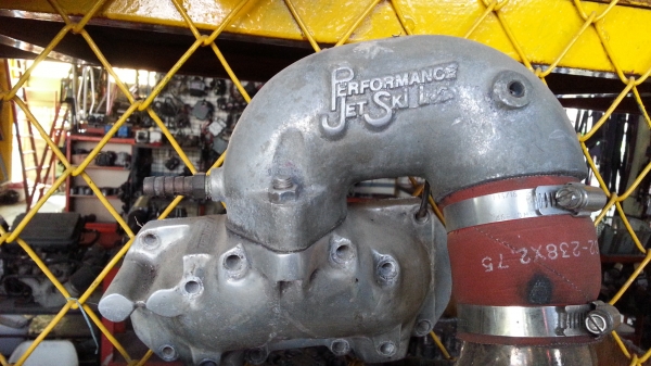 ขายท่อแต่งใส่ เรือยืน kawasaki 550 PJS เก่าญี่ปุ่นครับ