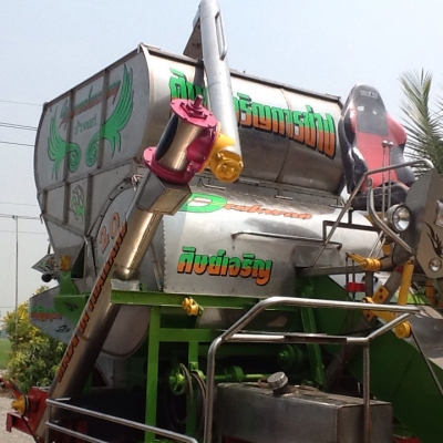 ขายรถเกี่ยวข้าว เครื่อง260Joเดิน200ปัม้22ใดกิ้น สนใจติดต่อ 0860025364 ช่างอุ ขายรถเกี่ยวข้าว เครื่อง260Joเดิน200ปัม้22ใดกิ้น สนใจติดต่อ 0860025364 ช่างอุ