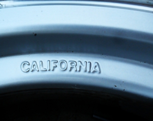 แม็กกระบะออฟโรด 6รู139ขอบ15 แคลิฟอร์เนีย-ออฟโรด (4ล้อ5,500)