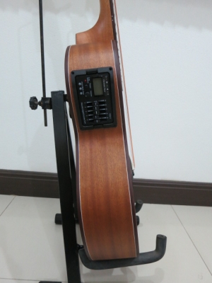 กีต้าร์โปร่งไฟฟ้า Amari รุ่น AM-MINI 36นิ้ว สีไม้ด้าน ของใหม่ EQ อย่างดี TEQ-5