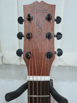 กีต้าร์โปร่งไฟฟ้า Amari รุ่น AM-MINI 36นิ้ว สีไม้ด้าน ของใหม่ EQ อย่างดี TEQ-5