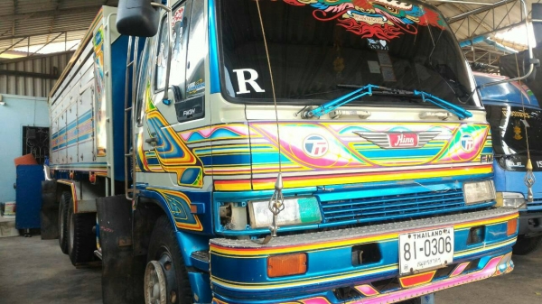 ลูกค้า (จอง) แล้วครับ สิบล้อ ฮีโน่ FM3H-HO6C-220โบว์อินเตอร์ ดั้มมีเนียม 2เพาใหญ่ สภาพเยียมสวบางยเดิมๆทำหล่อขั้นเทพ พร้อมใช้งาน ทะเบียนพร้อมโอน ราคา 890,000บ ครับท่าน