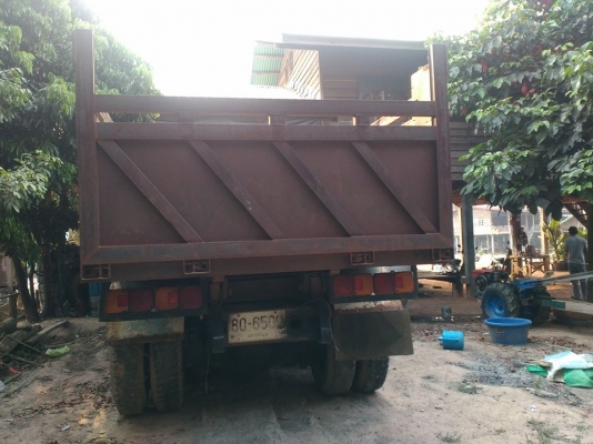 ขายด่วน  รถ10 ล้อ 2 เพลา F17 กระบะดั้ม ทะเบียนพร้อมโอนสภาพใช้งานได้ตามปกติ  สนใจติด ต่อ 087-8637056  สมัย