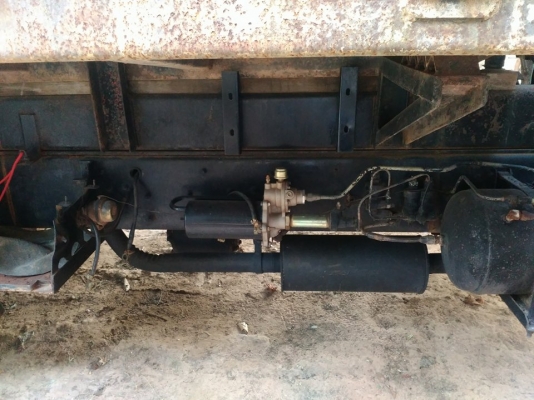 ขายด่วน  รถ10 ล้อ 2 เพลา F17 กระบะดั้ม ทะเบียนพร้อมโอนสภาพใช้งานได้ตามปกติ  สนใจติด ต่อ 087-8637056  สมัย