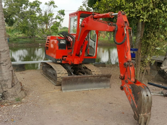 ขายรถขุดแบคโค IHI ขนาด PC30 พร้อมใช้งาน