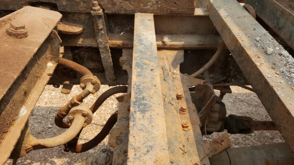 ขาย 6 ล้อดั้ม หัวยาว เครื่อง EH700 168 แรงม้า(ยังไม่ลงเล่ม) เฟืองท้ายใหญ่จัมโบ้ คัสซีสวยตลอดเส้น ทะเบียนพร้อมชุดโอนครบ