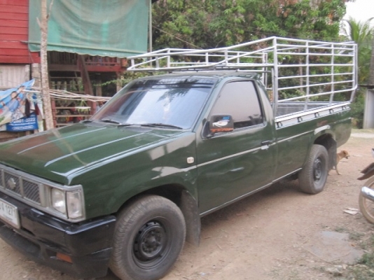 ขายนิสสัน บิ๊กเอ็มฝาแดง