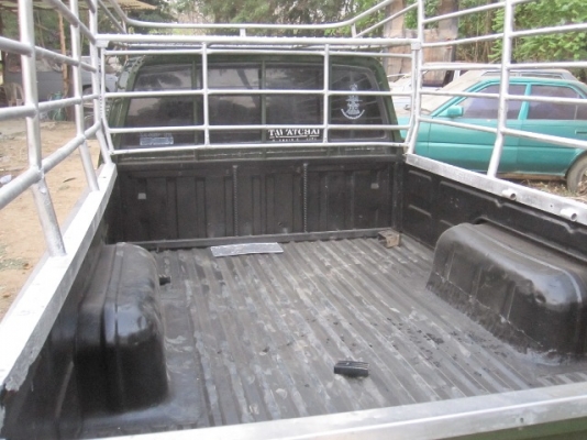 ขายนิสสัน บิ๊กเอ็มฝาแดง