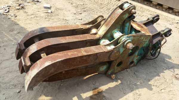 ขาย หัวคีบไม้ คีบเหล็ก CLAMP แบบหมุนได้ สำหรับใส่รถขุด แบคโฮ PC70,100,120,130, 200