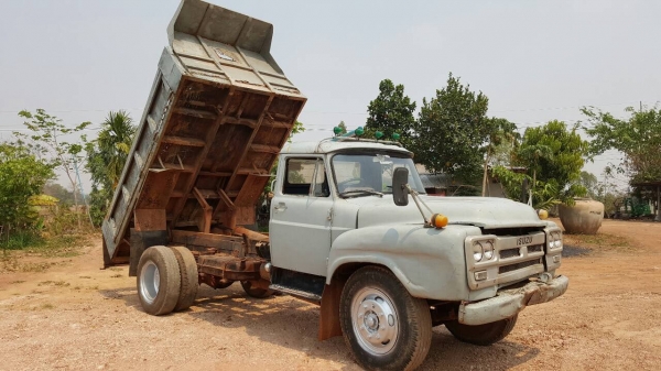 ขาย 6 ล้อดั้ม หัวยาว เครื่อง EH700 168 แรงม้า(ยังไม่ลงเล่ม) เฟืองท้ายใหญ่จัมโบ้ คัสซีสวยตลอดเส้น ทะเบียนพร้อมชุดโอนครบ