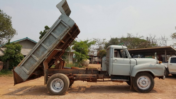 ขาย 6 ล้อดั้ม หัวยาว เครื่อง EH700 168 แรงม้า(ยังไม่ลงเล่ม) เฟืองท้ายใหญ่จัมโบ้ คัสซีสวยตลอดเส้น ทะเบียนพร้อมชุดโอนครบ