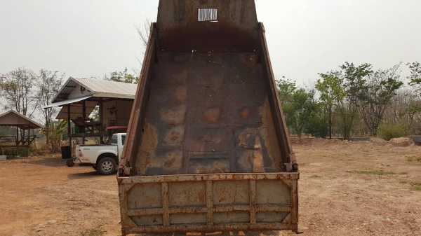 ขาย 6 ล้อดั้ม หัวยาว เครื่อง EH700 168 แรงม้า(ยังไม่ลงเล่ม) เฟืองท้ายใหญ่จัมโบ้ คัสซีสวยตลอดเส้น ทะเบียนพร้อมชุดโอนครบ