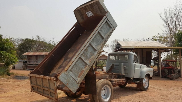 ขาย 6 ล้อดั้ม หัวยาว เครื่อง EH700 168 แรงม้า(ยังไม่ลงเล่ม) เฟืองท้ายใหญ่จัมโบ้ คัสซีสวยตลอดเส้น ทะเบียนพร้อมชุดโอนครบ