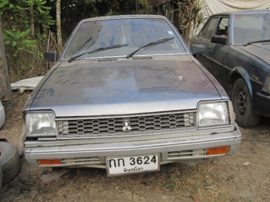 ขายอะไหล่รถเก๋งเก่าแยกชิ้นส่วน