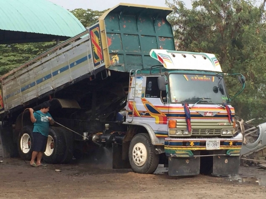ขายรถบรรทุกสิบล้อดัมพ์ Hino F18 เครื่อง HO7C-185 แรง 2 เพลา ปี 39 กระบะดัมพ์ ยาง 80\% ทะเบียนพร้อมโอน