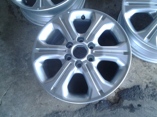 แม็กนิสสัน นาวาร่า NP300 ขอบ16 แม็กนิสสัน นาวาร่า NP300 ขอบ16