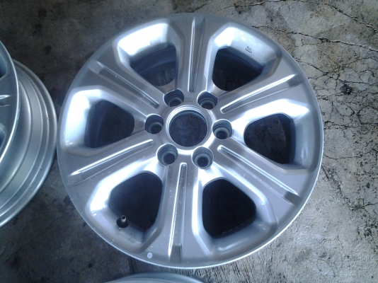 แม็กนิสสัน นาวาร่า NP300 ขอบ16 แม็กนิสสัน นาวาร่า NP300 ขอบ16