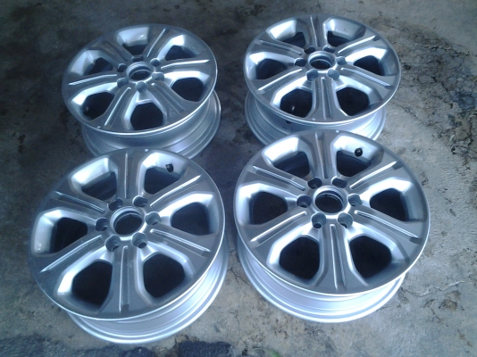 แม็กนิสสัน นาวาร่า NP300 ขอบ16