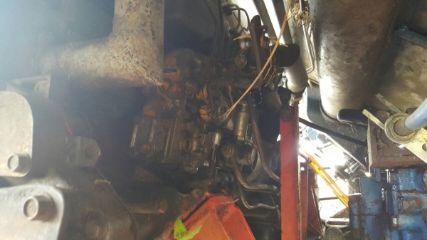 ขาย รถเกี่ยวข้าว ของอู่ไทยรุ้ง เครื่อง 6HE1 195 แรงม้า ช่วงล่างเต็ม โซ่+ใบแทรคใหม่ ปั้มดี รถใช้งานได้ปกติ ราคาคุยกันได้ครับ ขาย รถเกี่ยวข้าว ของอู่ไทยรุ้ง เครื่อง 6HE1 195 แรงม้า ช่วงล่างเต็ม โซ่+ใบแทรคใหม่ ปั้มดี รถใช้งานได้ปกติ ราคาคุยกันได้ครับ