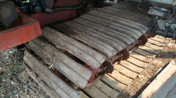 ขาย รถเกี่ยวข้าว ของอู่ไทยรุ้ง เครื่อง 6HE1 195 แรงม้า ช่วงล่างเต็ม โซ่+ใบแทรคใหม่ ปั้มดี รถใช้งานได้ปกติ ราคาคุยกันได้ครับ ขาย รถเกี่ยวข้าว ของอู่ไทยรุ้ง เครื่อง 6HE1 195 แรงม้า ช่วงล่างเต็ม โซ่+ใบแทรคใหม่ ปั้มดี รถใช้งานได้ปกติ ราคาคุยกันได้ครับ