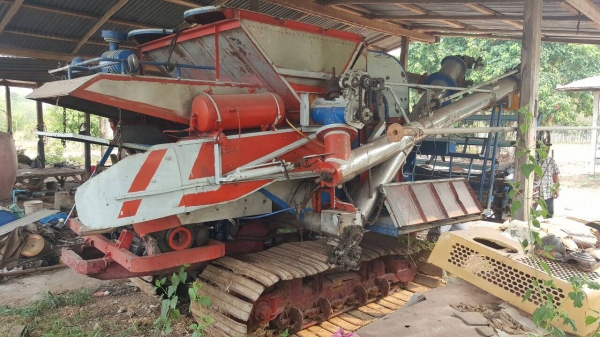 ขาย รถเกี่ยวข้าว ของอู่ไทยรุ้ง เครื่อง 6HE1 195 แรงม้า ช่วงล่างเต็ม โซ่+ใบแทรคใหม่ ปั้มดี รถใช้งานได้ปกติ ราคาคุยกันได้ครับ ขาย รถเกี่ยวข้าว ของอู่ไทยรุ้ง เครื่อง 6HE1 195 แรงม้า ช่วงล่างเต็ม โซ่+ใบแทรคใหม่ ปั้มดี รถใช้งานได้ปกติ ราคาคุยกันได้ครับ