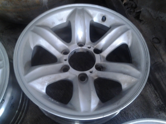 เล็บเหยี่ยวแท้เดิมๆ