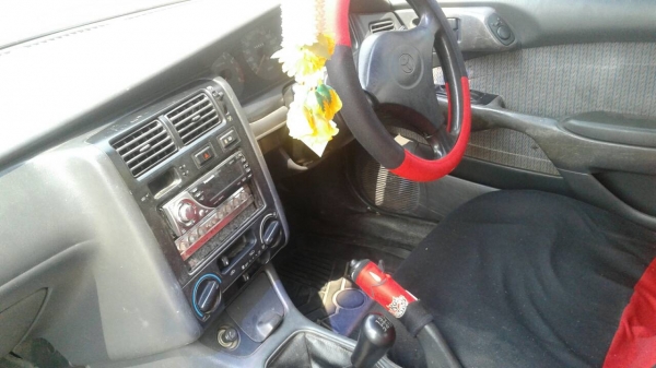 TOYOTA COLONA 1.6 MT