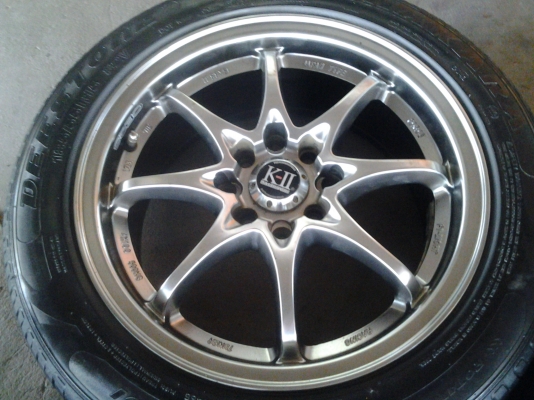 แม็ก CE28 ขอบ15 4รู100 4รู114 พร้อมยาง แม็ก CE28 ขอบ15 4รู100 4รู114 พร้อมยาง