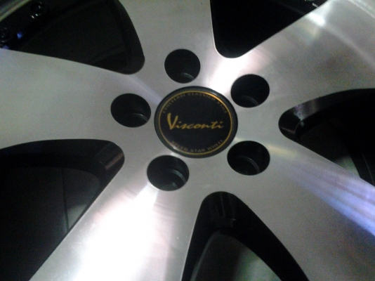 แม็กvisconti ขอบ18 5รู100 พร้อมยางyogohama แม็กvisconti ขอบ18 5รู100 พร้อมยางyogohama