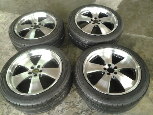 แม็กvisconti ขอบ18 5รู100 พร้อมยางyogohama แม็กvisconti ขอบ18 5รู100 พร้อมยางyogohama