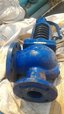 วาล์วเปิดด้วยแรงดัน แบบหน้าแปลนขนาด เข้า 2 นิ้ว ออก 3 นิ้ว ของใหม่ยังไม่ได้ใช้งาน