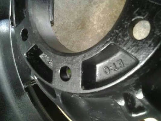 ขายแม็กแถมยาง