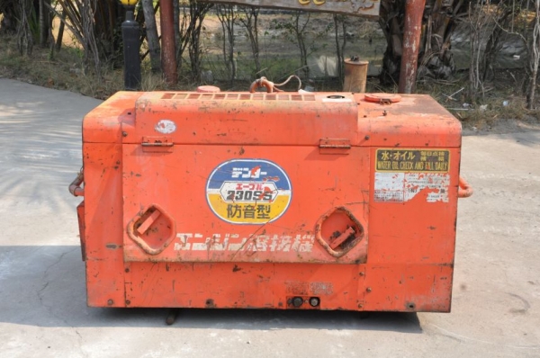 ขายเครื่องปั่นไฟ พร้อมเชื่อมได้ DENYO 5KV. 220v. สวยเดิมจากญี่ปุ่นยังไม่เคยใช้ในไทย 35,000เท่านั้น