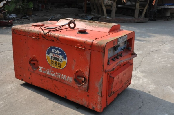 ขายเครื่องปั่นไฟ พร้อมเชื่อมได้ DENYO 5KV. 220v. สวยเดิมจากญี่ปุ่นยังไม่เคยใช้ในไทย 35,000เท่านั้น ขายเครื่องปั่นไฟ พร้อมเชื่อมได้ DENYO 5KV. 220v. สวยเดิมจากญี่ปุ่นยังไม่เคยใช้ในไทย 35,000เท่านั้น