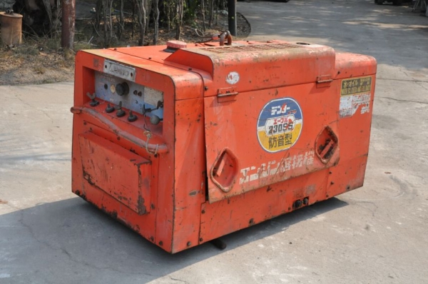 ขายเครื่องปั่นไฟ พร้อมเชื่อมได้ DENYO 5KV. 220v. สวยเดิมจากญี่ปุ่นยังไม่เคยใช้ในไทย 35,000เท่านั้น ขายเครื่องปั่นไฟ พร้อมเชื่อมได้ DENYO 5KV. 220v. สวยเดิมจากญี่ปุ่นยังไม่เคยใช้ในไทย 35,000เท่านั้น